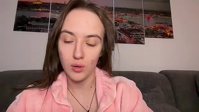 EmilyWi  online show from February 15, 2026, 9:36 pm