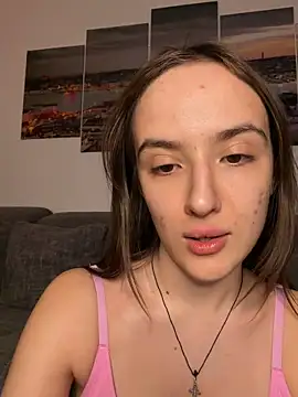 EmilyWi  online show from March 11, 2026, 10:04 pm