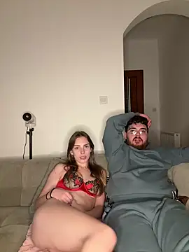 MrAndMrsSavage online show from April 19, 2026, 8:33 pm