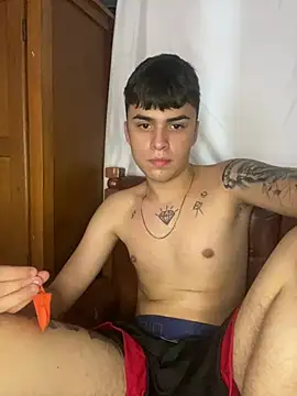 Snapshot of corey_tylerr chatting on January 29, 2025, 8:25 pm corey tylerr online show from January 29, 2025, 8:25 pm