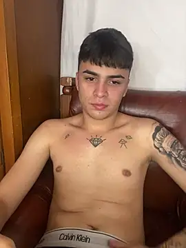 Snapshot of corey_tylerr chatting on January 18, 2025, 7:37 pm corey tylerr online show from January 18, 2025, 7:37 pm