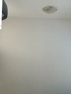 Virgin Pussy Love online show from March 12, 2026, 1:04 pm