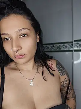 Pauilina online show from March 21, 2026, 11:47 am