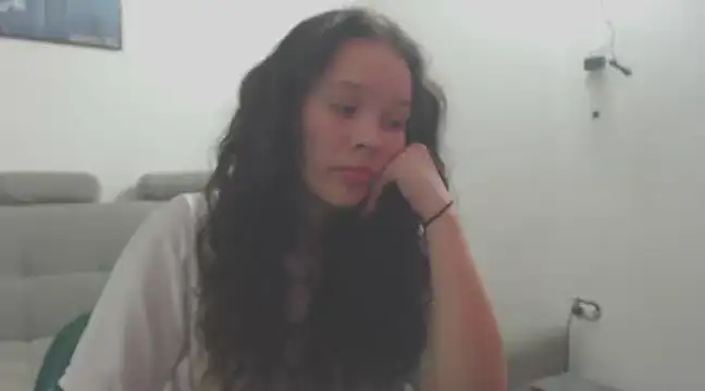 Yeimi360 online show from March 9, 2025, 8:40 am