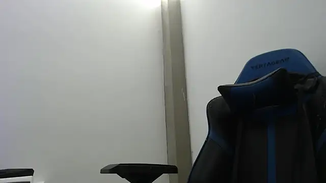 Snapshot of Yeimi360 chatting on March 27, 2026, 8:26 am Yeimi360 online show from March 27, 2026, 8:26 am