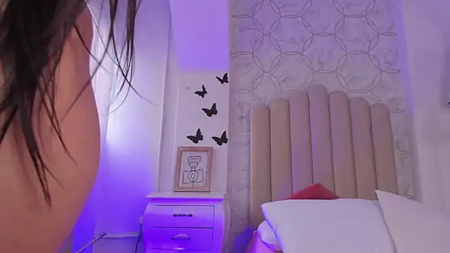 Foxy200   online show from March 6, 2026, 8:04 pm