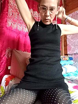 Snapshot of NanitaFun chatting on March 25, 2026, 7:35 pm NanitaFun online show from March 25, 2026, 7:35 pm
