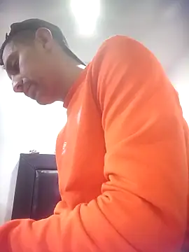 jeremiabello online show from December 5, 2025, 9:01 pm