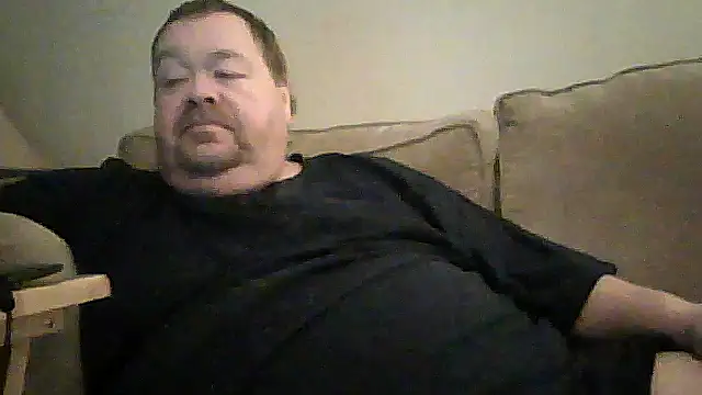 Snapshot of hitman_35 chatting on March 2, 2026, 5:52 am hitman 35 online show from March 2, 2026, 5:52 am