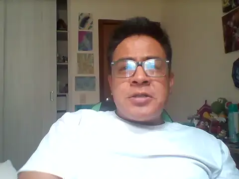 Snapshot of Ratigo69 chatting on June 23, 2026, 4:49 pm Ratigo69 online show from June 23, 2026, 4:49 pm