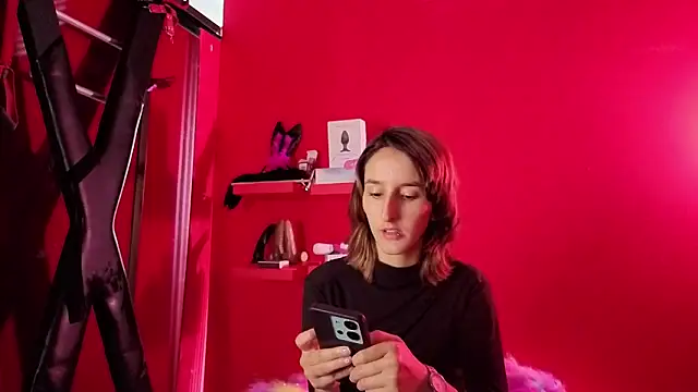 Ambar Roux  online show from February 7, 2026, 2:58 pm