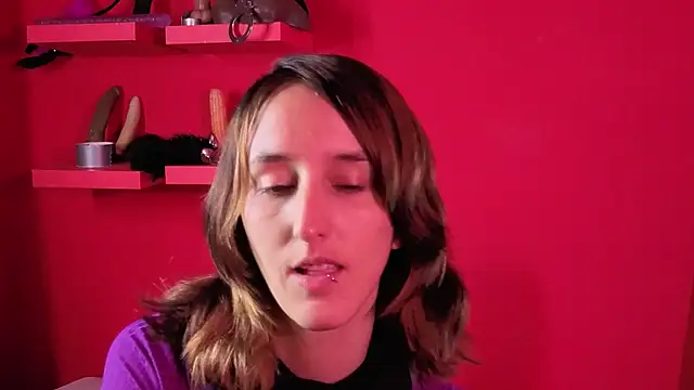 Ambar Roux  online show from November 25, 2025, 2:23 am