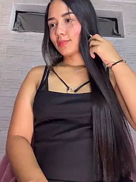  Luana online show from June 19, 2026, 1:55 am