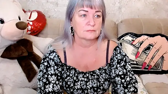 SiberiabBerry online show from November 11, 2025, 3:23 am