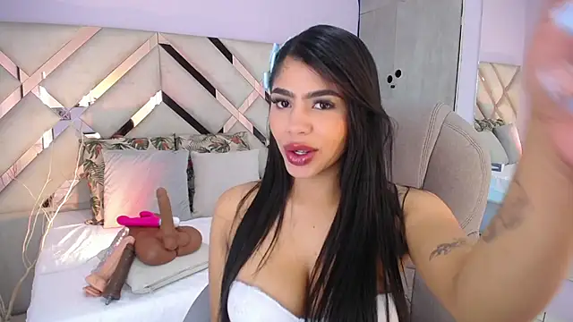 Snapshot of violeta_leon chatting on May 16, 2026, 2:54 am violeta leon online show from May 16, 2026, 2:54 am