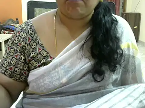 Snapshot of Naughty_Nityaa chatting on February 17, 2025, 2:17 pm Naughty Nityaa online show from February 17, 2025, 2:17 pm
