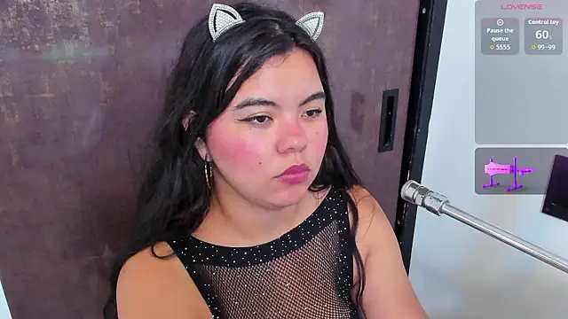 Snapshot of klhoe_boobs chatting on February 18, 2026, 3:59 am klhoe boobs online show from February 18, 2026, 3:59 am