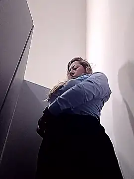 Katalina S3xy online show from January 8, 2026, 12:22 pm