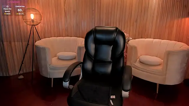 ValeriaRoldanX online show from October 2, 2025, 4:05 am