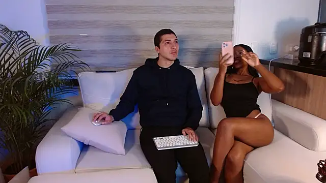 Snapshot of tiana_nave chatting on February 16, 2025, 2:31 am tiana nave online show from February 16, 2025, 2:31 am