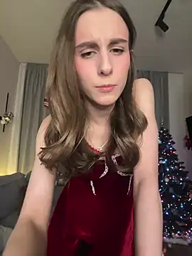 Snapshot of HellPeach chatting on December 21, 2024, 6:22 pm HellPeach online show from December 21, 2024, 6:22 pm