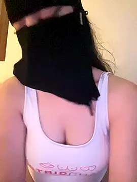 Snapshot of El-Jouri chatting on November 28, 2025, 10:32 pm El-Jouri online show from November 28, 2025, 10:32 pm