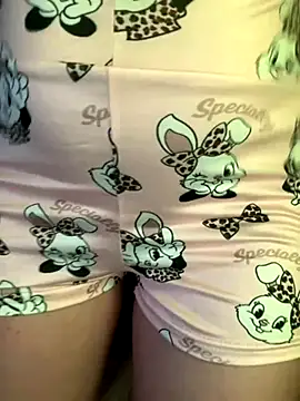 Snapshot of El-Jouri chatting on December 4, 2025, 11:59 pm El-Jouri online show from December 4, 2025, 11:59 pm