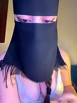 Snapshot of El-Jouri chatting on December 20, 2025, 11:07 pm El-Jouri online show from December 20, 2025, 11:07 pm