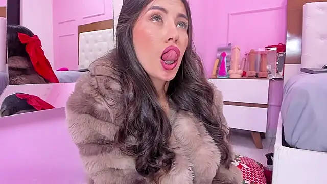 Snapshot of alysonJackson chatting on December 4, 2025, 7:46 pm alysonJackson online show from December 4, 2025, 7:46 pm