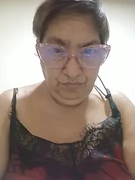florecita69 online show from July 31, 2026, 2:33 am