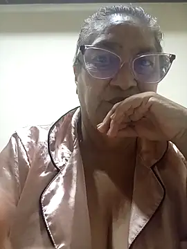 Snapshot of florecita69 chatting on February 24, 2026, 1:50 am florecita69 online show from February 24, 2026, 1:50 am