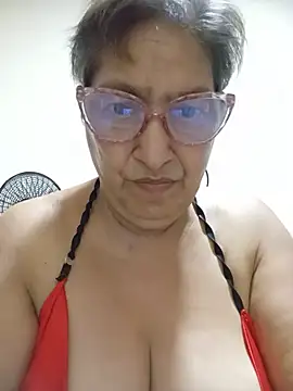 florecita69 online show from July 24, 2026, 2:29 am