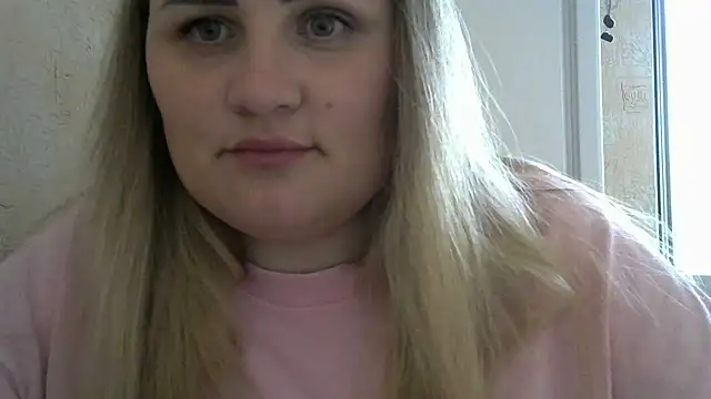 Snapshot of Honeydew-Waves chatting on May 21, 2026, 2:14 pm Honeydew-Waves online show from May 21, 2026, 2:14 pm