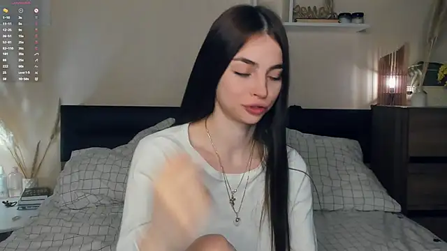 MaryJacksoon online show from February 7, 2026, 7:49 am