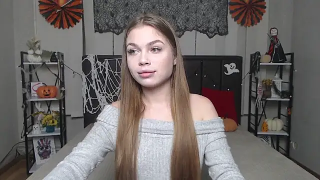 LaraPika online show from October 30, 2025, 6:12 am