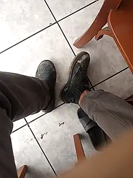 1995eduardo online show from November 6, 2025, 3:27 pm