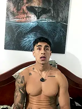 Snapshot of Danifornari chatting on November 2, 2025, 3:00 am Danifornari online show from November 2, 2025, 3:00 am