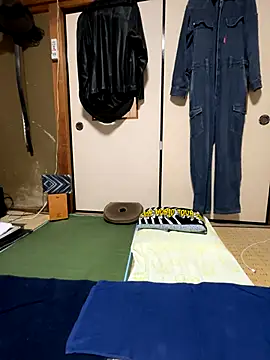 Snapshot of shigeki-113 chatting on September 19, 2025, 5:00 am shigeki-113 online show from September 19, 2025, 5:00 am