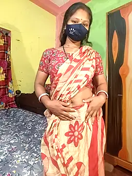 indiancouple09 online show from April 5, 2026, 10:49 pm