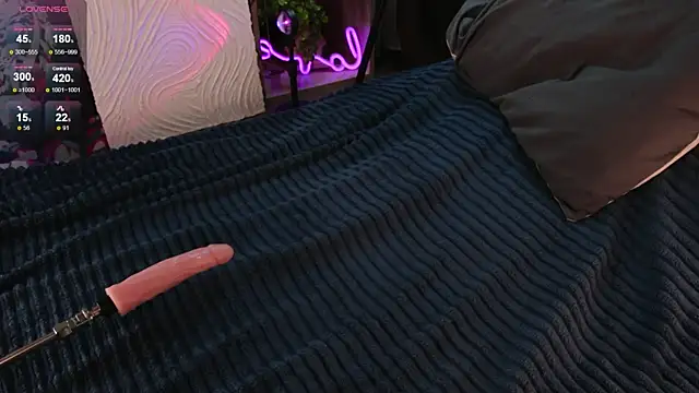 wetwhims online show from December 12, 2024, 5:20 am