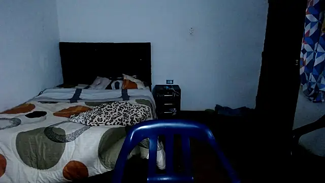 Snapshot of freddy_romas chatting on October 2, 2025, 2:04 am freddy romas online show from October 2, 2025, 2:04 am