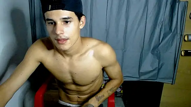Snapshot of freddy_romas chatting on February 2, 2025, 2:59 am freddy romas online show from February 2, 2025, 2:59 am