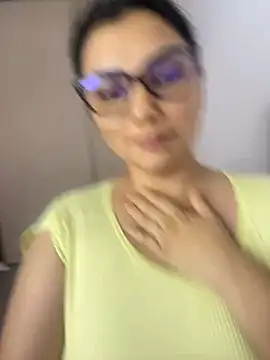 Lili-52 online show from January 15, 2025, 7:44 pm