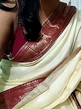 Snapshot of Saroj-Shah chatting on July 2, 2026, 3:23 am Saroj-Shah online show from July 2, 2026, 3:23 am