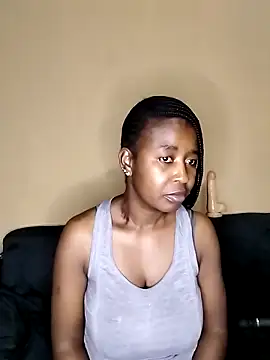 queenbboobs online show from October 24, 2025, 7:02 pm