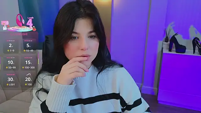 Jenna Adams  online show from October 5, 2025, 12:45 am