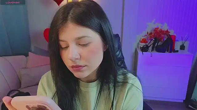 Jenna Adams  online show from March 21, 2026, 12:01 am