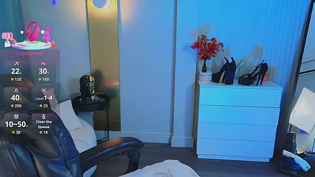 Jenna Adams  online show from December 18, 2025, 1:11 am