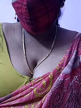 mallu-sumi online show from November 7, 2025, 11:59 am