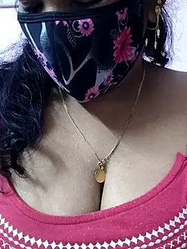 mallu-sumi online show from April 25, 2026, 5:54 pm